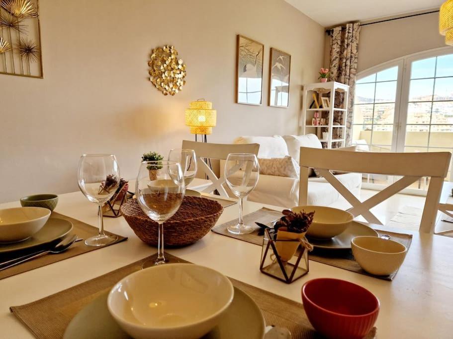 Appartement Royal Golf View: 2Br, Pools & Ac à Sitio de Calahonda Extérieur photo
